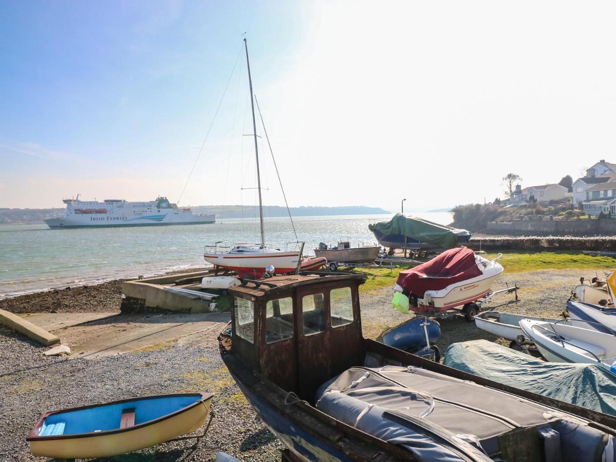 Holiday home Oakdene Milford Haven
